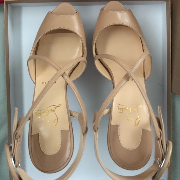 Christian Louboutin nude heels - Picture 2 of 6